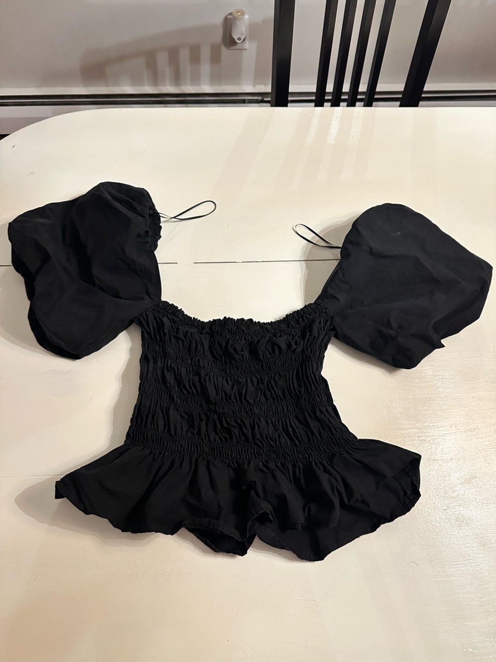 Astr Black Smocked Puff-Sleeve Crop Top